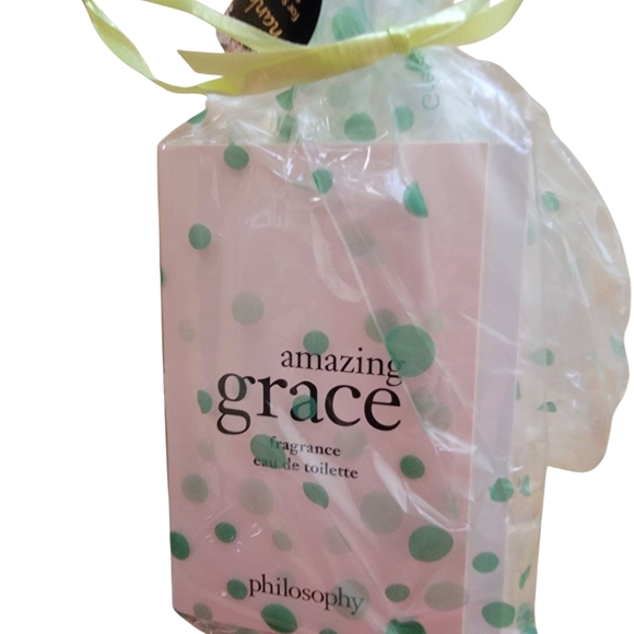 New Victoria Secret Beauty Bag Bundle. - Picture 13 of 13